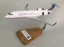 United Express Bombardier CRJ-200 Old Color Desk Display Model 1/72 SC Airplane picture