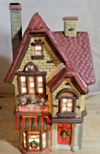 Dickens Collectables Towne Series ILLUMINATED CHRISTMAS TOY SHOP In Box 245-5640 picture