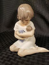 VINTAGE ROYAL COPENHAGEN GIRL WITH BABY DOLL - EXCELLENT PREOWNED CONDITION picture