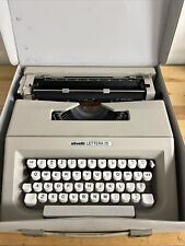 Vintage 70’s Olivetti Lettera 25 Typewriter W/Case- Excellent Condition picture
