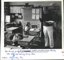1986 Press Photo Don Russel, principal of Spokane Christian Schools - spa98255 picture