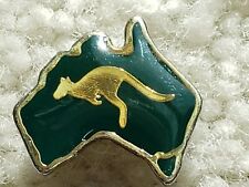 Australia Shaped Map Enamel Metal Lapel Pin Badge Kangaroo Green Gold Tone  picture