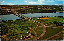 Postcard    Fredericton Princess Margaret Bridge St John River   [dx] picture
