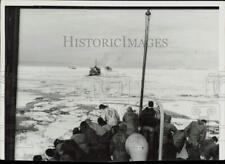 1952 Press Photo United States Navy men aboard sea transport heading for Thule picture