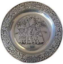 Vintage 1985 Wilton RWP Pewter USA Plate Christmas Family Snow Scene 11” picture