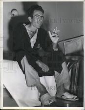 1942 Press Photo James Reynolds after being stranded on South Pacific Island, CA picture