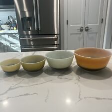 Rare VTG  Anchor Hocking Fire King Ombre Two Tone  Nesting Mixing Bowls Set picture