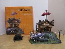 Dept. 56 Snow Village Halloween 2010 Rusty's Used Cars Animated Car Turns Around picture