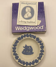 Wedgwood Jasperware White on Blue Small Round Tray Plate w/ Box 2489R 4-3/8