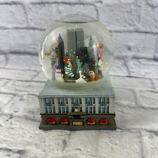 Macy’s Thanksgiving Day Parade Snow Globe World Trade Centers New York City 1999 picture