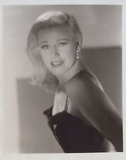 HOLLYWOOD BEAUTY GINGER ROGERS STYLISH POSE STUNNING PORTRAIT 1950s Photo C25 picture