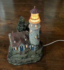 Hawthorne Village Thomas Kinkade Lighted Guiding Point Lighthouse picture