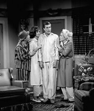 Dick Van Dyke Mary Tyler Moore Rose Marie Morey Amsterdam 8.5x11 Photo picture