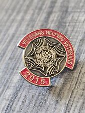 Veterans Helping Veterans Red Gold 2015 Pin VA USA Pinback picture