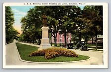 G. A. R. Memorial Columbus Wisconsin Unposted White Border Postcard picture