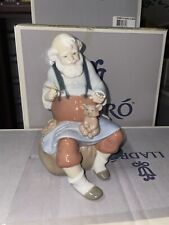 Lladro “Santas Magic Touch” #6774 Porcelain Figure Retire Brush Detached W/Box picture