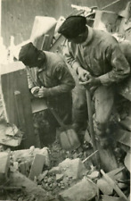 June 18th 1944 German Troops Digging Mountain of Debris From Allied Attack Photo picture
