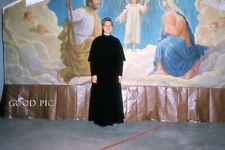 #WE4-vv Vintage 35mm Slide Photo- Young Nun by Artwork - 1961 picture