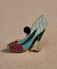 Disney Trading 2012 The Little Mermaid Princess Ariel High Heel Shoe Pin - NEW picture