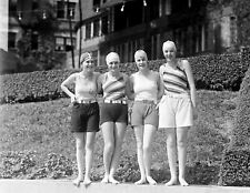 1927 Bathing Beauties Headed for a Swim Vintage Old Photo 8.5