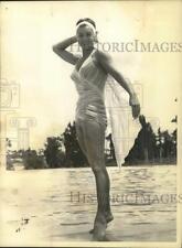 1960 Press Photo Esther Williams, swimmer and actress - lrx73912 picture