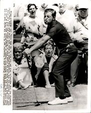 LD328 1968 Wire Photo GARY PLAYER PUTT ONE STROKE LEAD BYRON NELSON GOLF CLASSIC picture