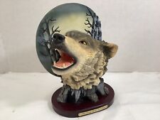 The Gray Rock Collection 3D Wolf Plate HOWLING at Moon collectible picture