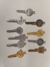 Antique Vintage car keys picture