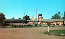 Murdo SD- South Dakota Zoart Motel Friendship Inn Phone Booth Postcard 1960s picture