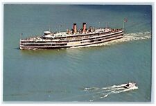 c1960's A View Of The Hudson River Day Line's Alexander Hamilton NY Postcard picture