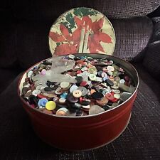 HUGE Lot Vintage Tin Full Of Vintage Buttons Unsorted picture
