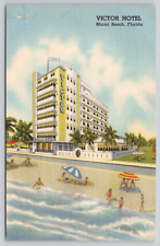 Postcard Victor Hotel, Ocean Drive at 12th, Miami Beach, Florida Linen A252 picture