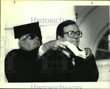 1987 Press Photo Mark Russell receives honorary degree in Schenectady, New York picture