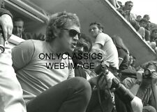 STEVE MCQUEEN TAKING PHOTO WITH TELEPHOTO LENS CAMERA PHOTOGRAPHY LEMANS RACING picture