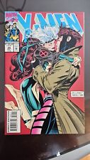 X-Men #24 (1993) ICONIC Gambit Rogue Kiss Cover Kubert Marvel Comics NM+ picture