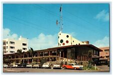 c196's Luxurious Jolly Roger Hotel Exterior Roadside Fort Lauderdale FL Postcard picture