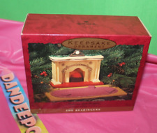Hallmark Keepsake The Bearingers Flickering Light Fireplace Display Holiday 1993 picture