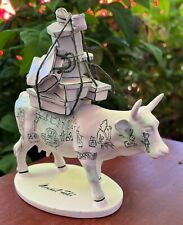 VINTAGE MARSHALL FIELD'S CHICAGO COMMEMORATIVE COW WITH BOXES COW'S ON PARADE picture