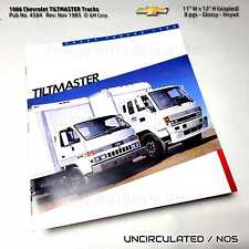 UNCIRCULATED 1986 Chevrolet Tiltmaster Trucks 8 Color Pgs Pub #4584 Rev 11-85 picture