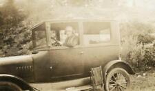 #118 Vtg Photo MOM IN HER FORD CAR c 1924 picture