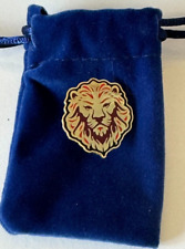 DAOU WINERY SOUL OF A LION LION HEAD DESIGN LAPEL PIN BLUE VELVET POUCH GENUINE picture