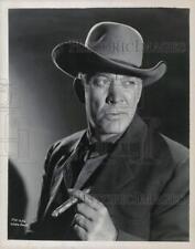 1953 Press Photo Actor Ward Bond - srp29253 picture
