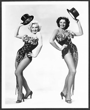 HOLLYWOOD MARILYN MONROE + JANE RUSSELL SENSUAL POSE VINTAGE ORIGINAL PHOTO picture