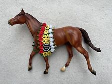 Retired Breyer Race Horse #9300 Justify Triple Crown Thoroughbred Champion Roses picture