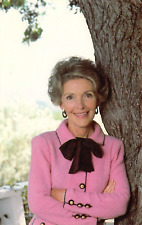 C9405 Nancy Reagan at home - Chrome Postcard Publisher Coral-Lee CL-RR. SER. # 7 picture