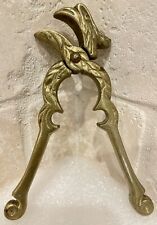 VINTAGE TO ANTIQUE SOLID BRASS EAGLE 🦅/ BIRD🐦  HEAD NUT CRACKER picture