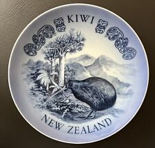 Royal Copenhagen Denmark New Zealand Kiwi Bird Collector Plate Vintage Rare NEW picture