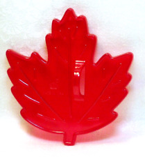 HRM Vtg Design Red Plastic Cookie Cutter - Maple Leaf Fall Thanksgiving Nature picture