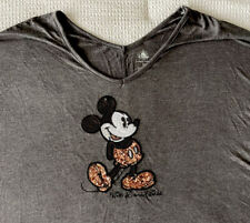 NWT Disney Womens 3XL 3X XXXL T-shirt Gray V-neck Crop Mickey Mouse Embroidered picture