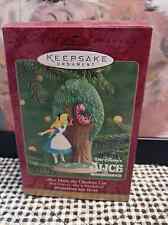 HALLMARK ALICE IN WONDERLAND MEETS CHESHIRE THE CAT 2000 CHRISTMAS ORNAMENTS picture